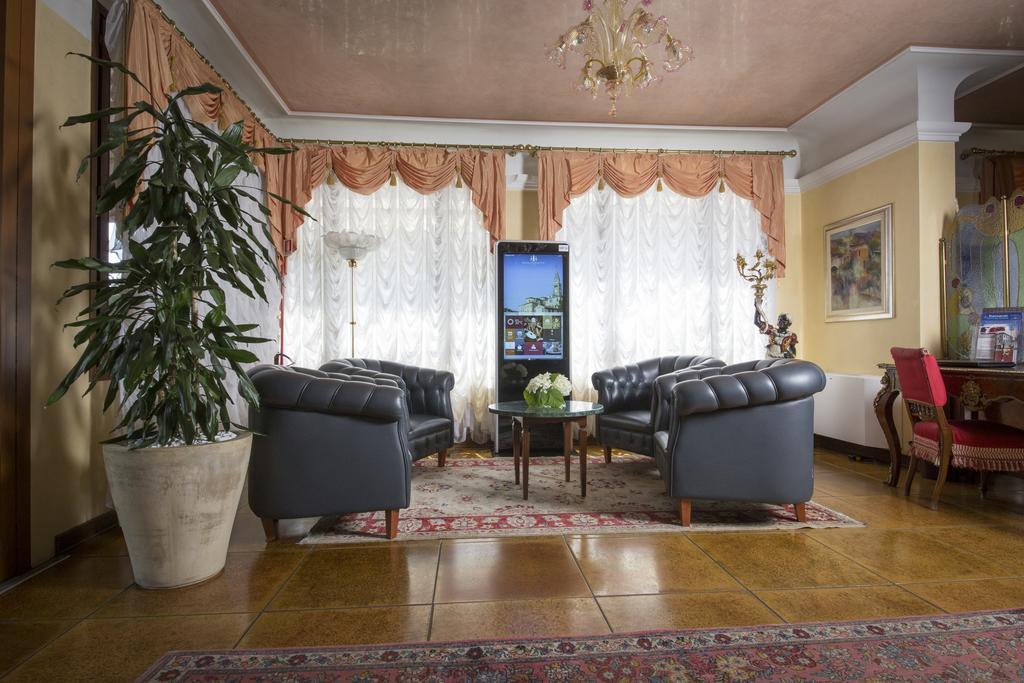 Hotel Spessotto ปอร์โตกรูอาโร ภายนอก รูปภาพ