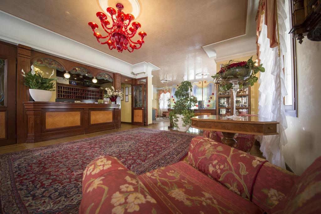 Hotel Spessotto ปอร์โตกรูอาโร ภายนอก รูปภาพ
