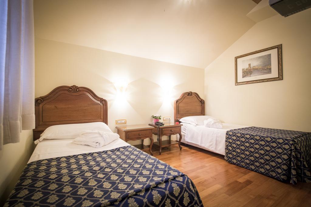 Hotel Spessotto ปอร์โตกรูอาโร ภายนอก รูปภาพ