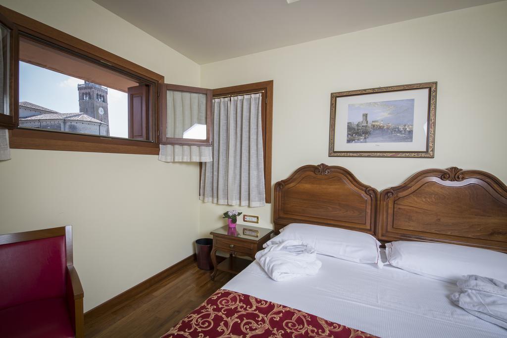 Hotel Spessotto ปอร์โตกรูอาโร ภายนอก รูปภาพ