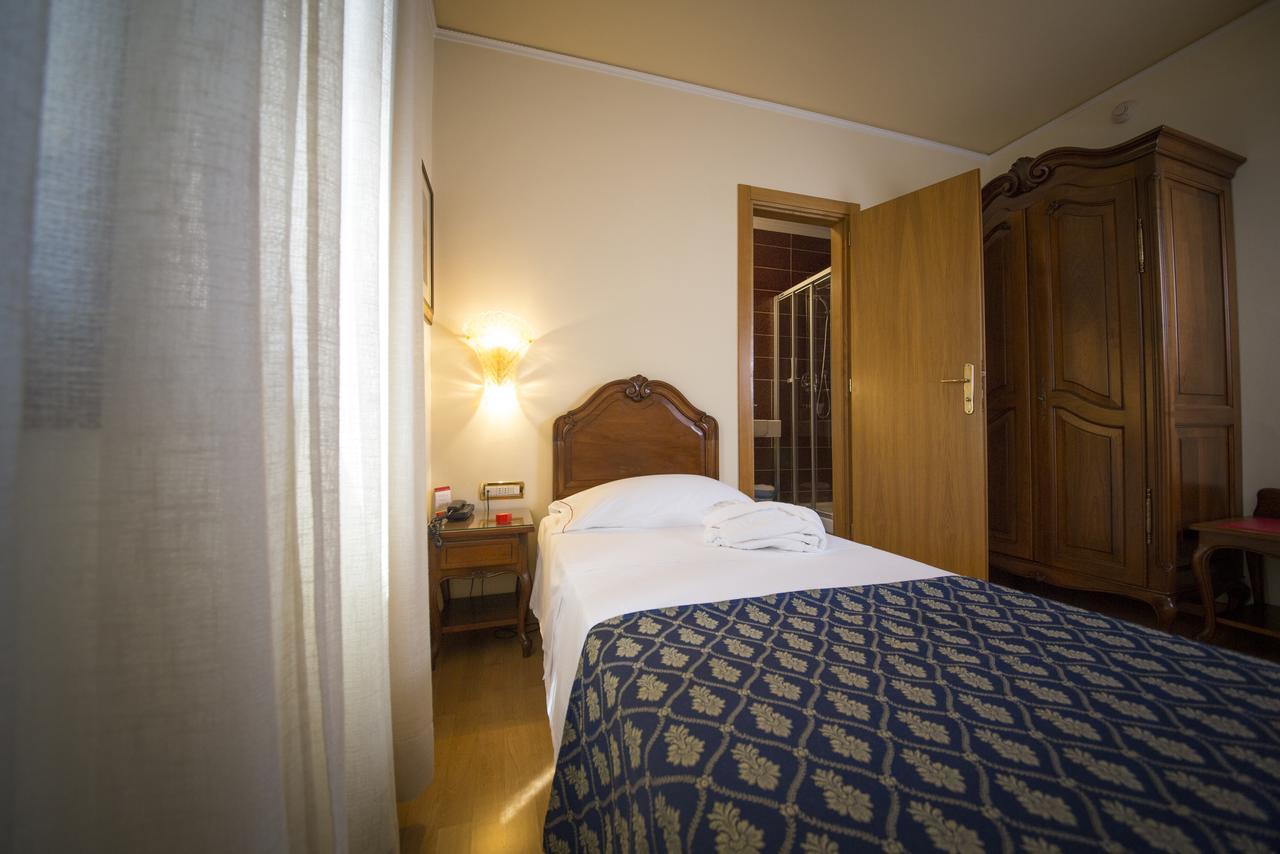 Hotel Spessotto ปอร์โตกรูอาโร ภายนอก รูปภาพ
